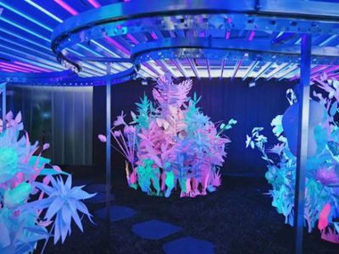 Floresan effektli qog'oz bezaklari